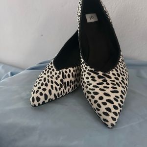 Animal print women’s Clark’s shoes